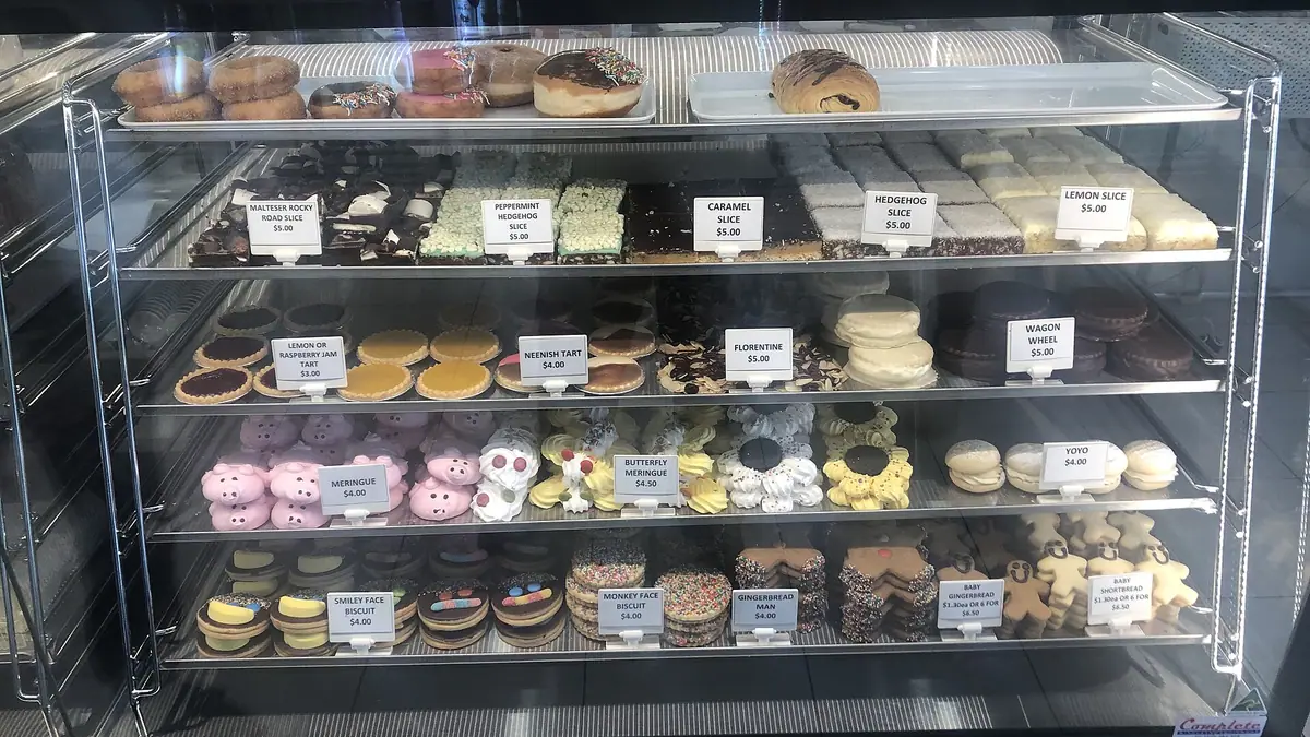 Cooplands – bakery in Inglemire, Hull